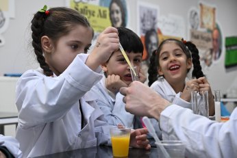Mucit Kamp'ta keşif zamanı