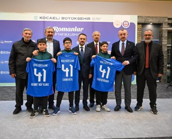 Kadir Gecesi'nde Anlamlı Buluşma