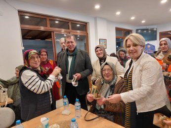  Kadın Kolları'ndan Rekor Ziyaret