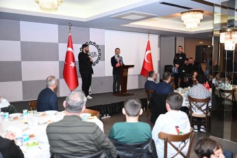 Gazzeli Misafirlerle Anlamlı İftar