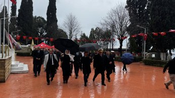 Şehitliklere Anlamlı Ziyaret