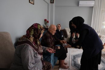 Yaşlıları Unutmadı