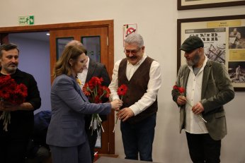 Kocaeli'de tiyatro rüzgarı hep esecek