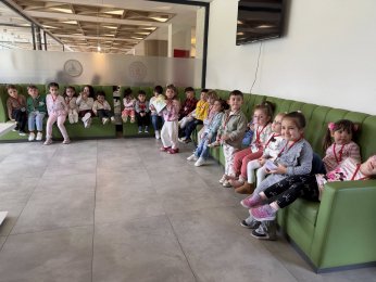 Masalların Ritmine Kapıldı