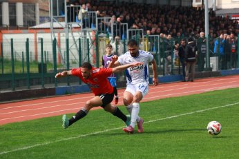 Gölcükspor Hendek’i Yıktı