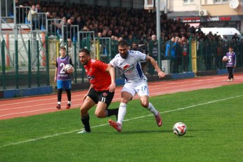 Gölcükspor Hendek’i Yıktı