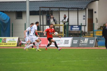 Gölcükspor Hendek’i Yıktı
