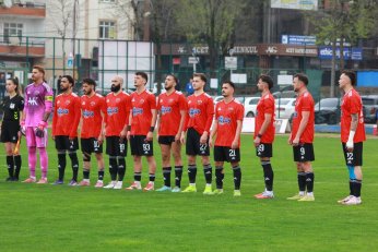 Gölcükspor Hendek’i Yıktı