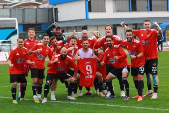 Gölcükspor Hendek’i Yıktı