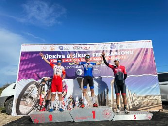 Kağıtspor başarıya ambargo koydu