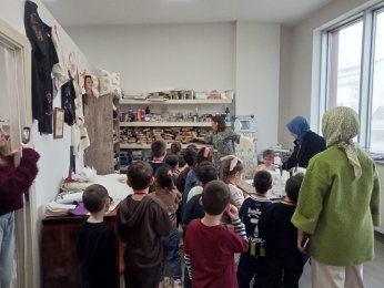 Kütüphane Haftası’nda öğrencileri ağırladı