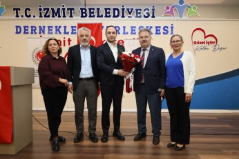 Emekli polislerle buluştu
