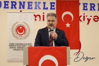 Emekli polislerle buluştu