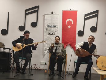 KÜLTÜR VE MÜZİK DOLU GECE BÜYÜK BEĞENİ TOPLADI