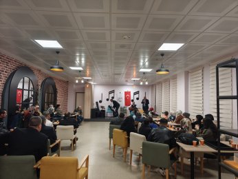 KÜLTÜR VE MÜZİK DOLU GECE BÜYÜK BEĞENİ TOPLADI