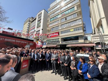 “Susmayacağız, Geri Çekilmeyeceğiz, Teslim Olmayacağız!”