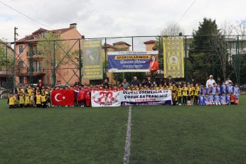 Futbol turnuvasıyla renklendi
