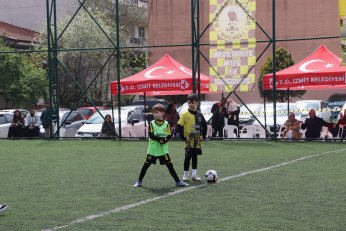 Futbol turnuvasıyla renklendi