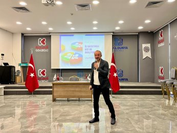 Üniversitelilere İş Dünyasının Sert Gerçekleri Anlatıldı