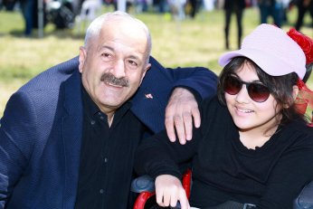 Doyasıya Eğlendi