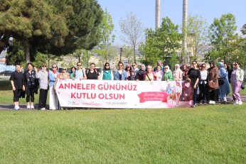 Annelere anlamlı jest