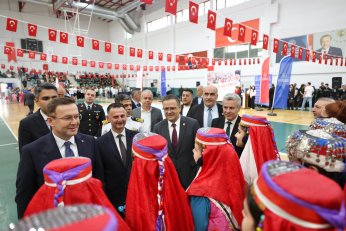Spor ve Sanatla Kutlandı