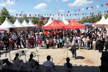 Coşkulu Kutlama