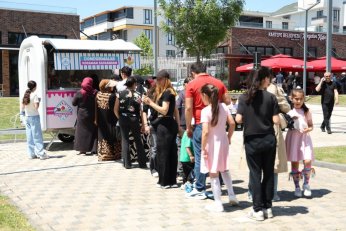 Coşkulu Kutlama