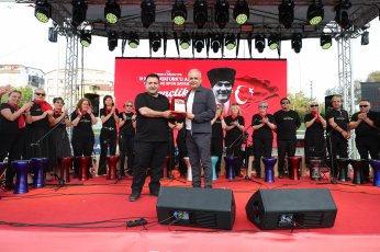 19 Mayıs Coşkusu Zirveye Çıktı