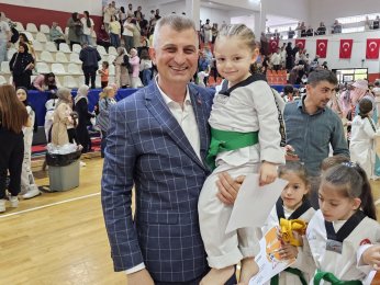 Taekwondo Sporcusu Kuşak Atladı