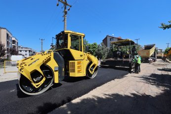 Asfalt Çalışmalarını Yerinde İnceledi