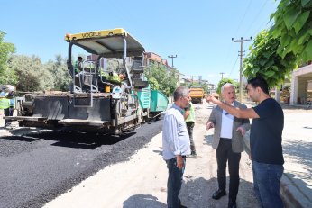 Asfalt Çalışmalarını Yerinde İnceledi