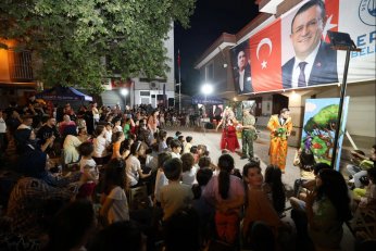 Coşkuyla Başladı