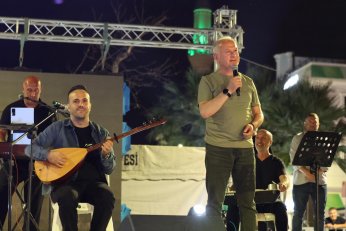 Konserlerle Devam Etti