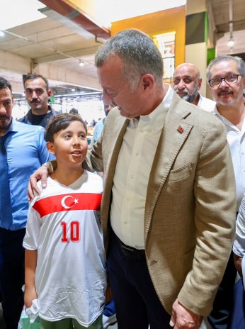 Kardeşlik için kaynadı
