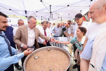 Binlerce Vatandaşa Aşure İkramı