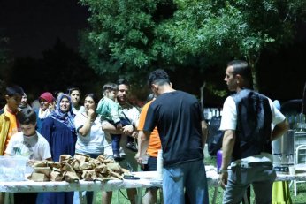 Yaz Akşamlarına Renk Katıyor