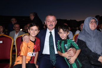 Büyükakın: Milli İrade Meydanı milletin hafızasında yaşayacak