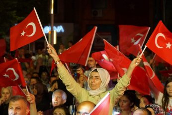 Gölcük Dimdik Ayakta