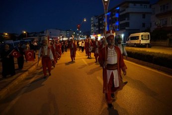 Gölcük Dimdik Ayakta