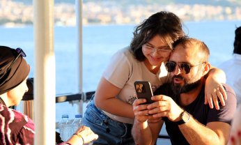 Körfez’de ışıklar altında keyif veren yolculuk