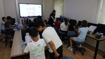 Robotik Kodlama ve Yazılım Evi’nde eğitimler başladı