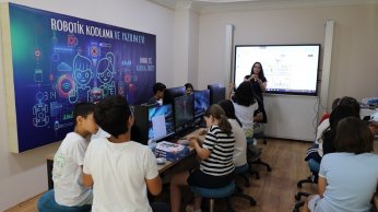 Robotik Kodlama ve Yazılım Evi’nde eğitimler başladı