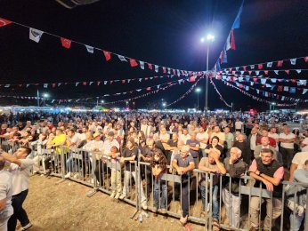 Yine Coşkulu Başladı