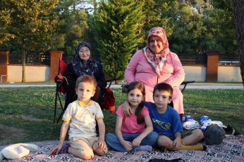 Bu parkın her köşesinde hayat var