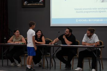 Bu kolaylık, konservatuvar öğrencisi yapar