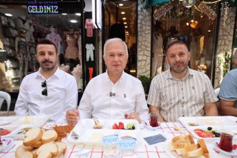 Esnafla Kahvaltıda Bir Araya Geldi