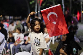 Konserle Taçlandı