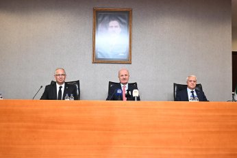 Kocaeli Üniversitesi’ne Tam Not
