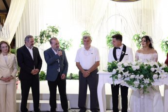 Enes ile Bedia dünyaevine girdi